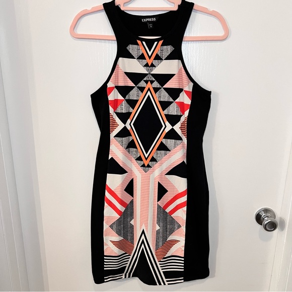 Express Geometric Black and Pink Mini Dress - Picture 6 of 7